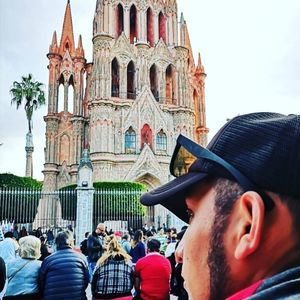 Meet your Posher, Emilio